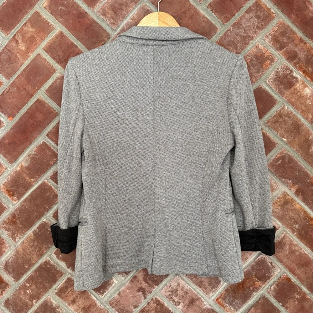 Skies Are Blue Blazer Womens M Grey Open Front Knit Cuffed 3/4 Sleeve Soft Comfy